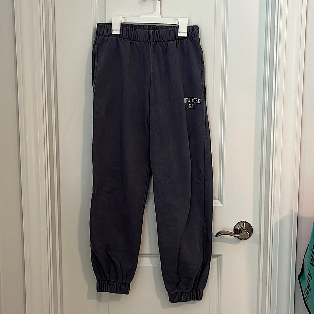 Brandy Melville New York Sweatpants